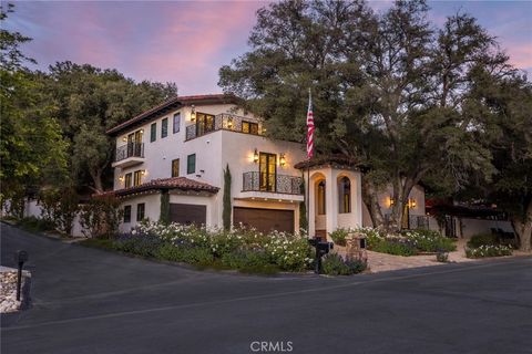 Photo of 23725 La Salle Canyon Road, Newhall, CA 91321 (MLS # SR26100022)