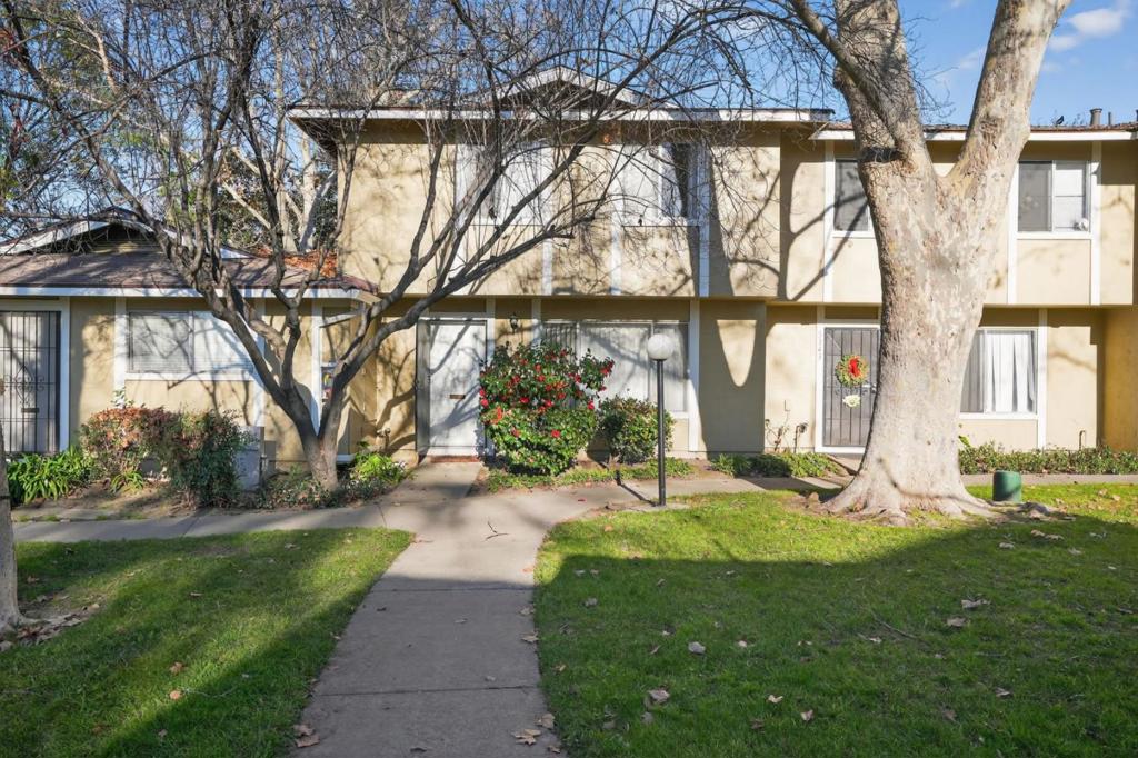 3341 Placer Creek Court