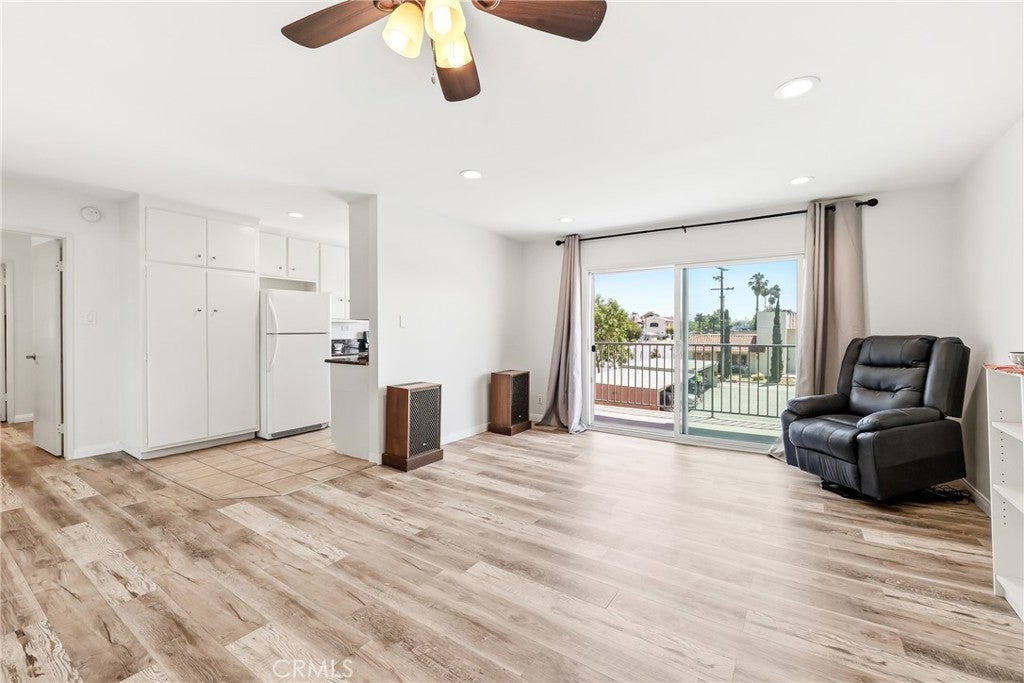 400 N Acacia c 39