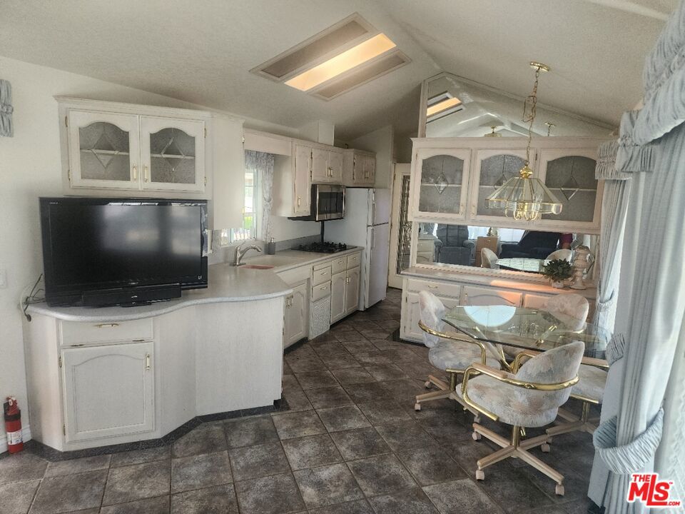 Rancho Casa Blanca - Manufactured In Park