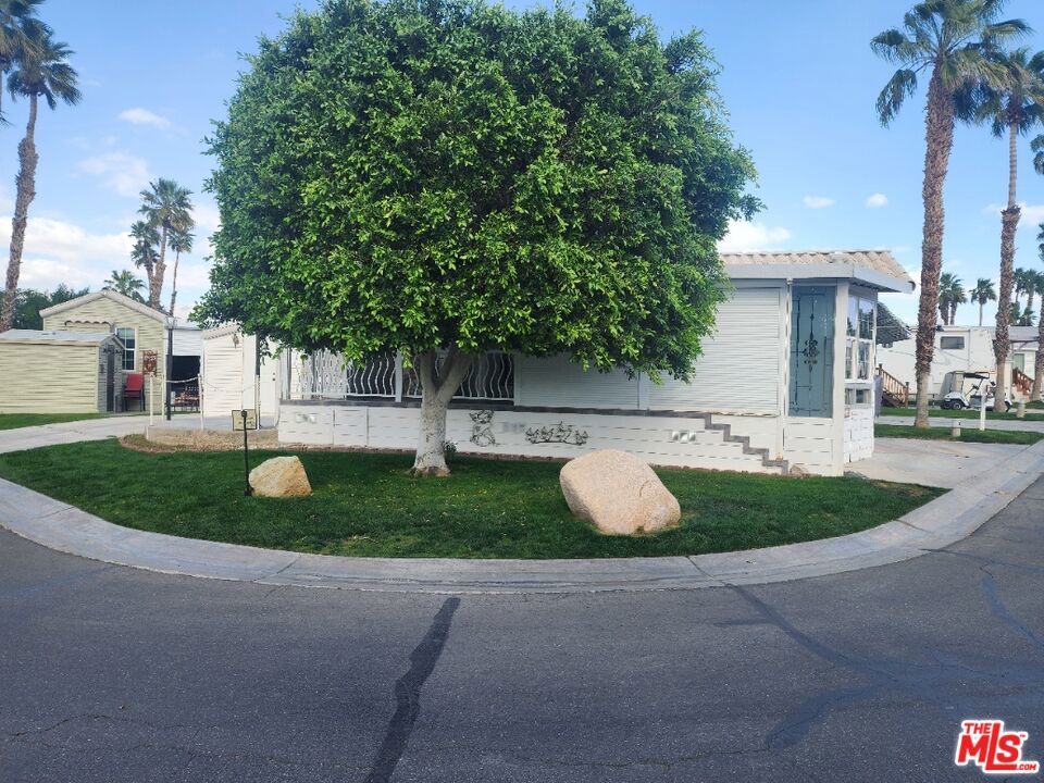 Rancho Casa Blanca - Manufactured In Park
