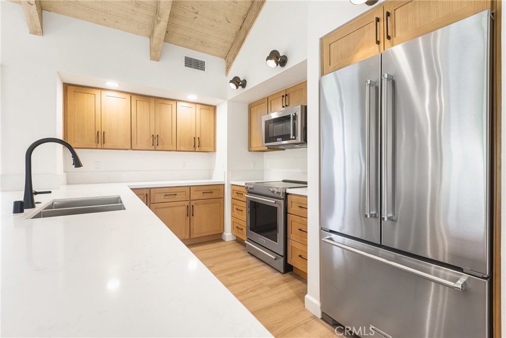 Mission Hills/Oakmont Estates (32153) - Residential