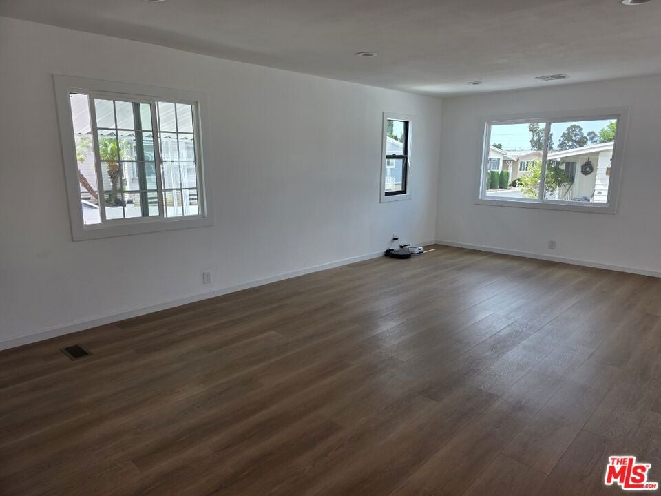 17700 S Avalon Boulevard 204