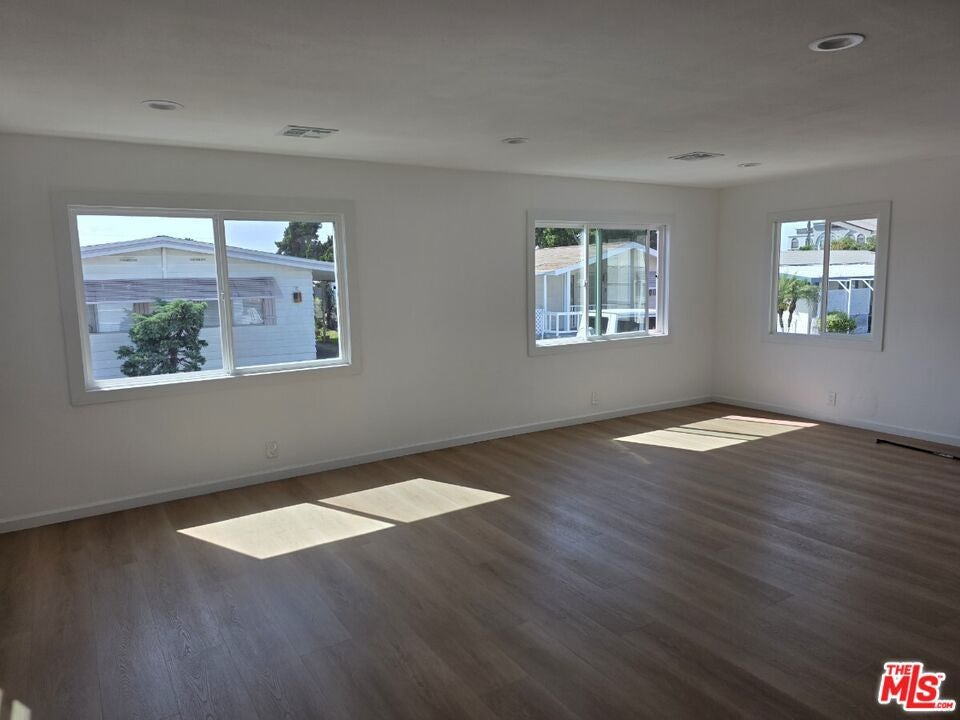 17700 S Avalon Boulevard 204