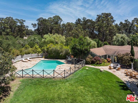 Tiny photo for 275 La Casa Grande Circle, Santa Barbara, CA 93117 (MLS # 26868959)