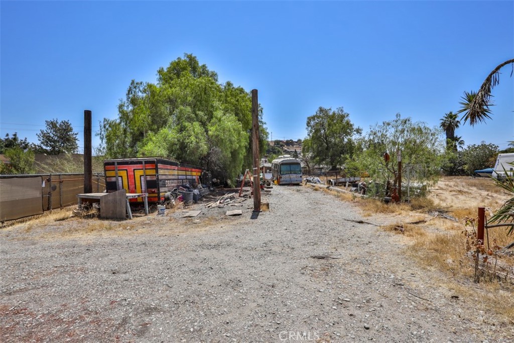 3545 VALLEY WAY