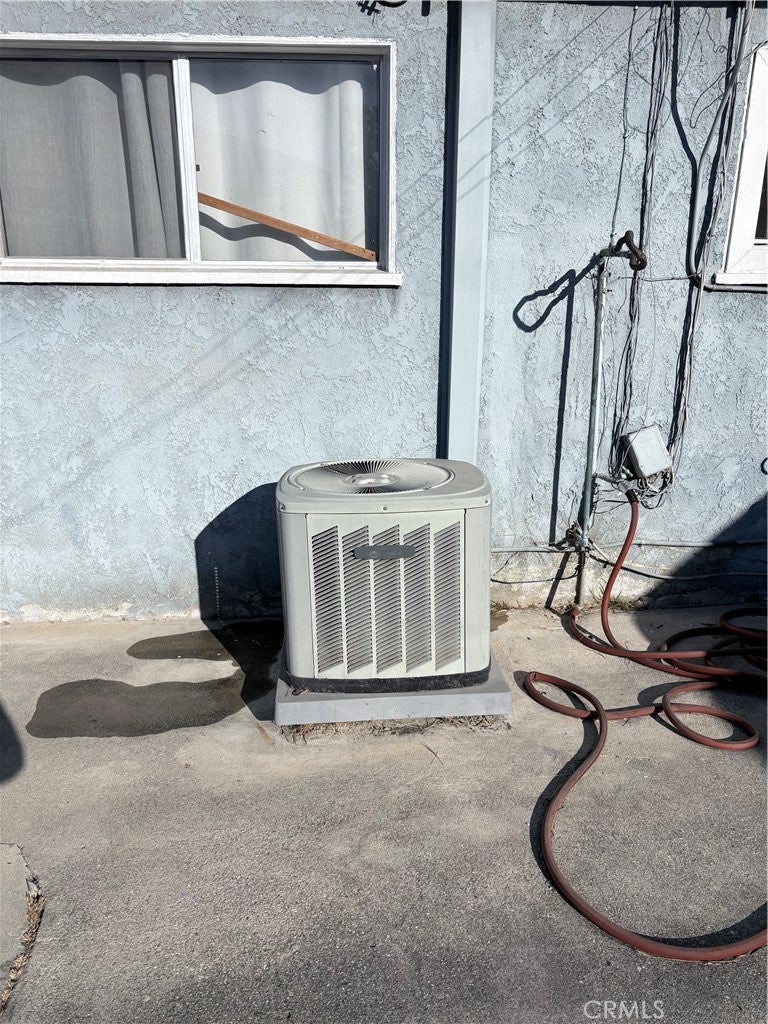 14119 S Zamora