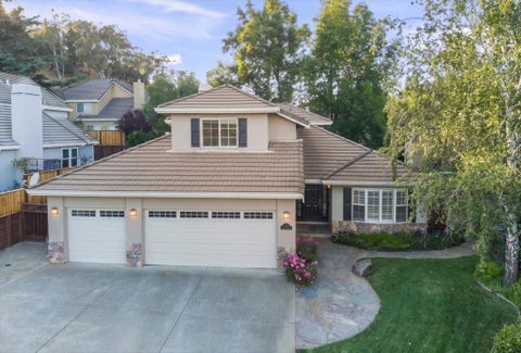 Photo of 251 Oak Grove Court, Morgan Hill, CA 95037 (MLS # ML82051050)