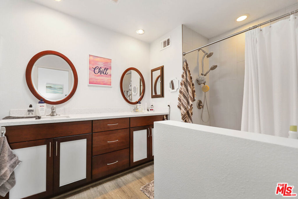 Sunrise Villas - Residential