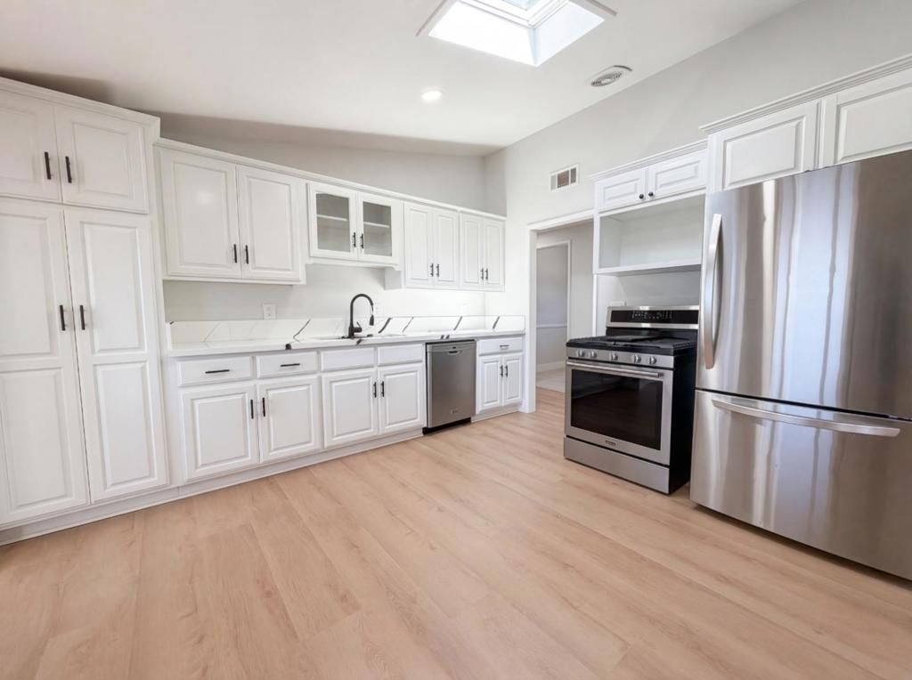 Photo of 27723 Foxlane Drive, Canyon Country, CA 91351 (MLS # ML82038195)