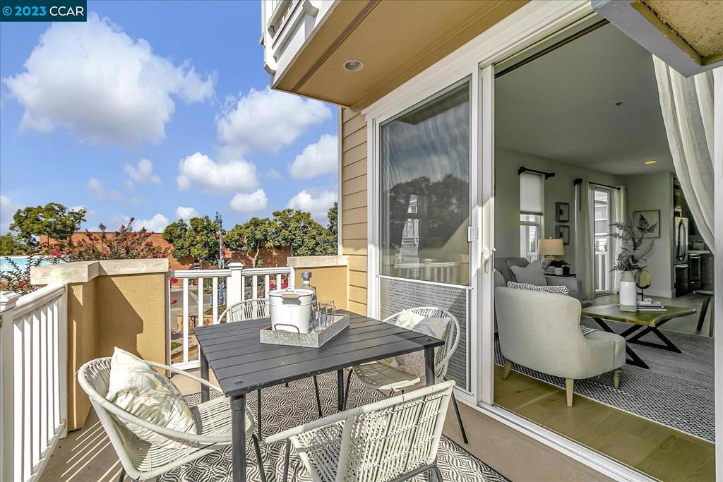 DOWNTOWN - Residential