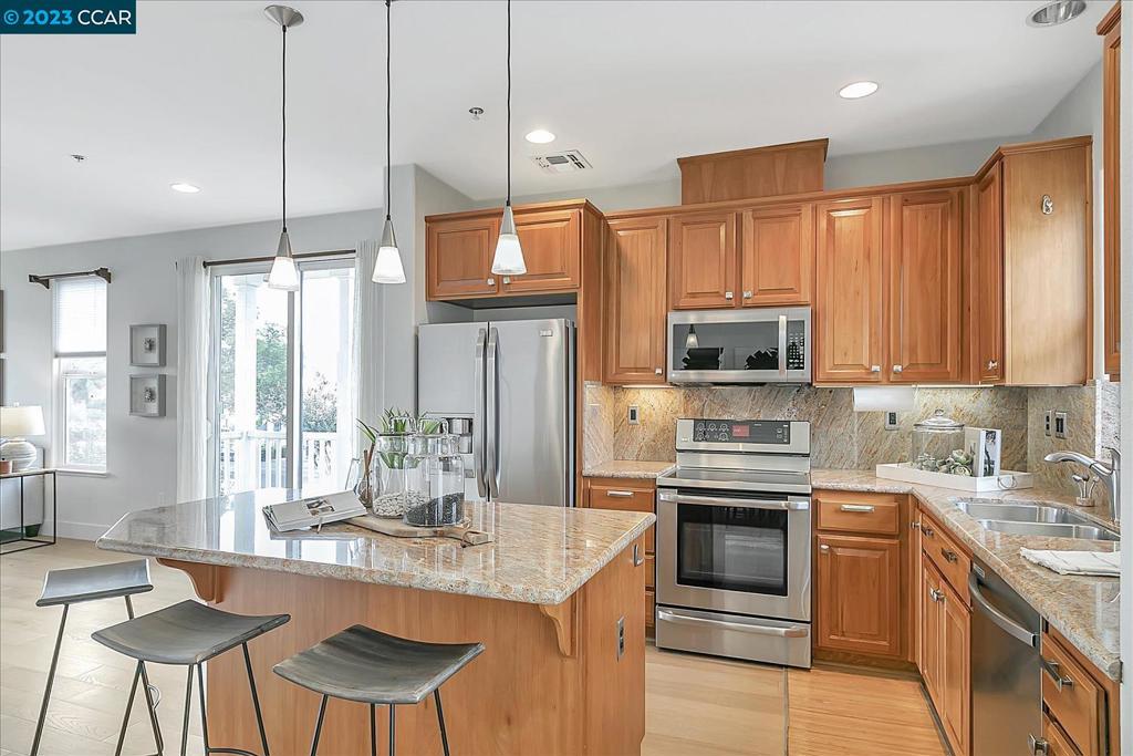 DOWNTOWN - Residential