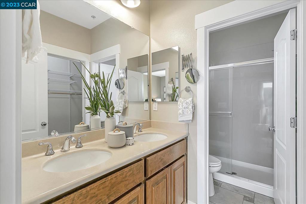 DOWNTOWN - Residential