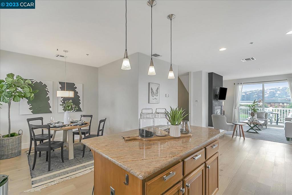 DOWNTOWN - Residential