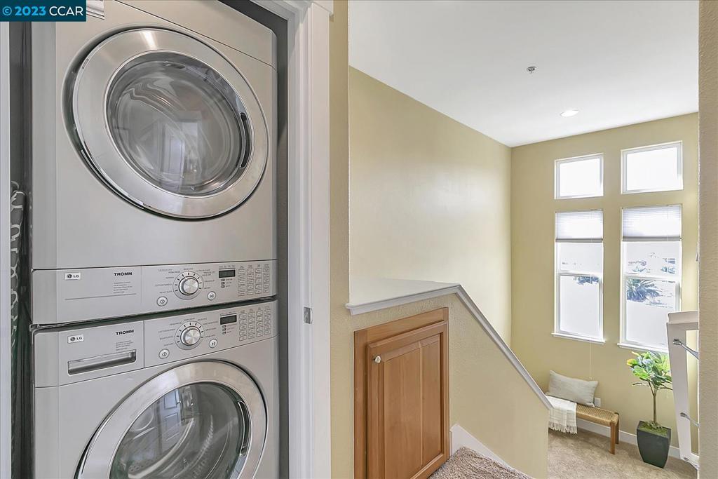 DOWNTOWN - Residential