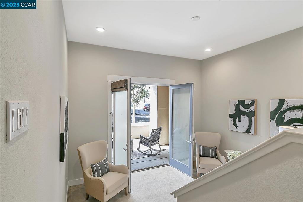 DOWNTOWN - Residential