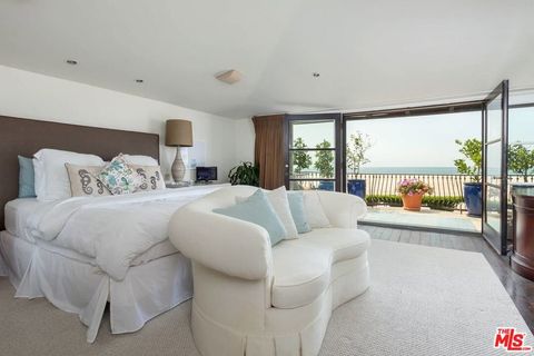 Tiny photo for 703 Palisades Beach Road, Santa Monica, CA 90402 (MLS # 25598631)