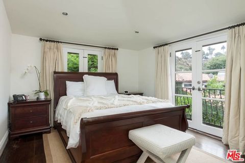 Tiny photo for 703 Palisades Beach Road, Santa Monica, CA 90402 (MLS # 25598631)