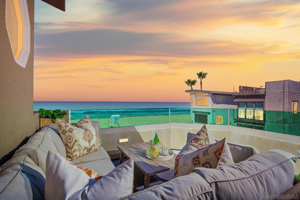 3795 Ocean Front Walk