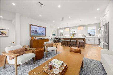 Photo of 1173 Winslow Ln, Newport Beach, CA 92660 (MLS # NP26073323)