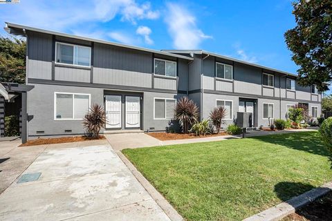 Photo of 24970 Cypress Ave Ave, Hayward, CA 94544 (MLS # 41107639) Photo of 24970 Cypress Ave Ave, Hayward, CA 94544 (MLS # 41107639)