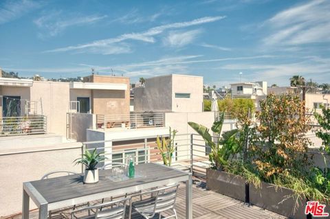 Photo of 1400 N Fuller Avenue #9, Los Angeles, CA 90046 (MLS # 26668403)