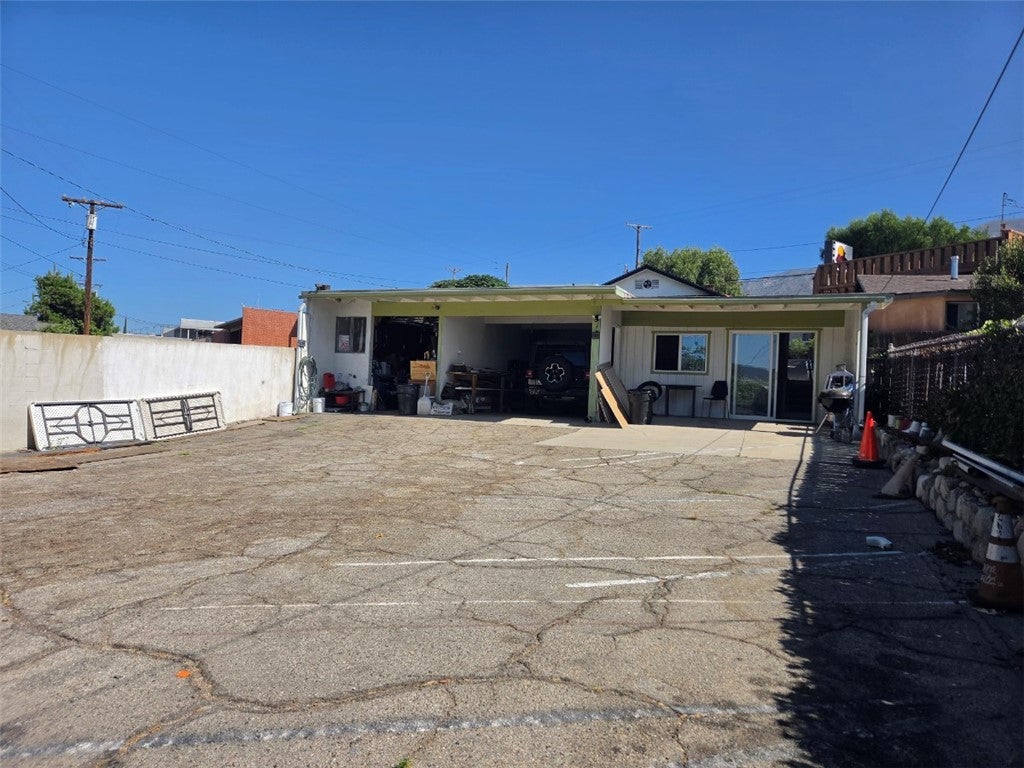 3251 Kentucky PL
