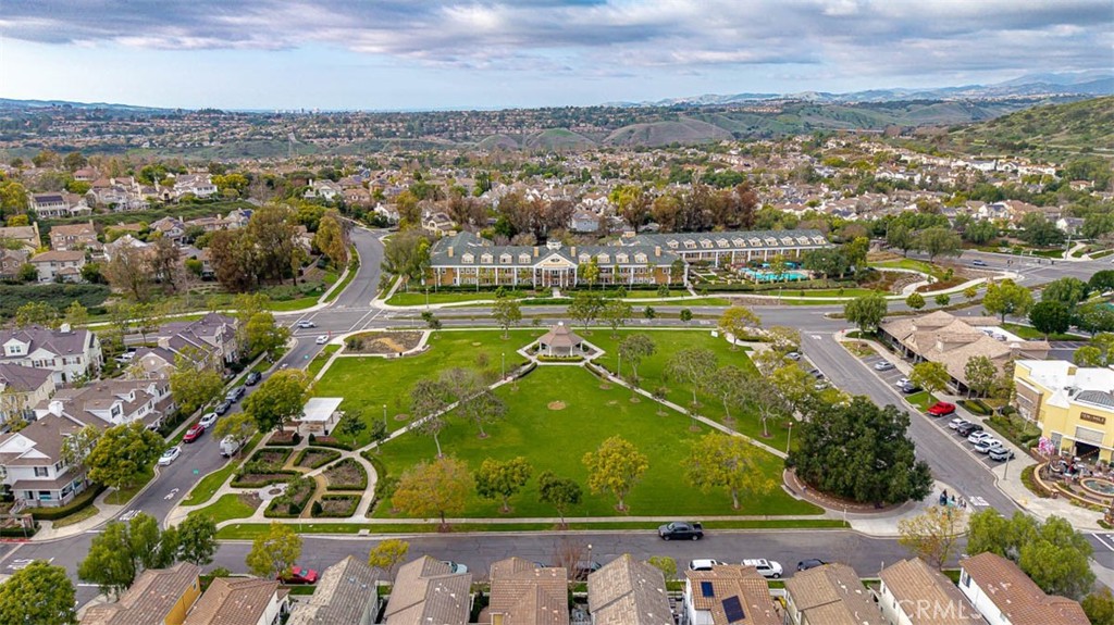 Rancho Mission Viejo, California, 92694, United States, 5 Bedrooms Bedrooms, ,4 BathroomsBathrooms,Residential,Active,2038210