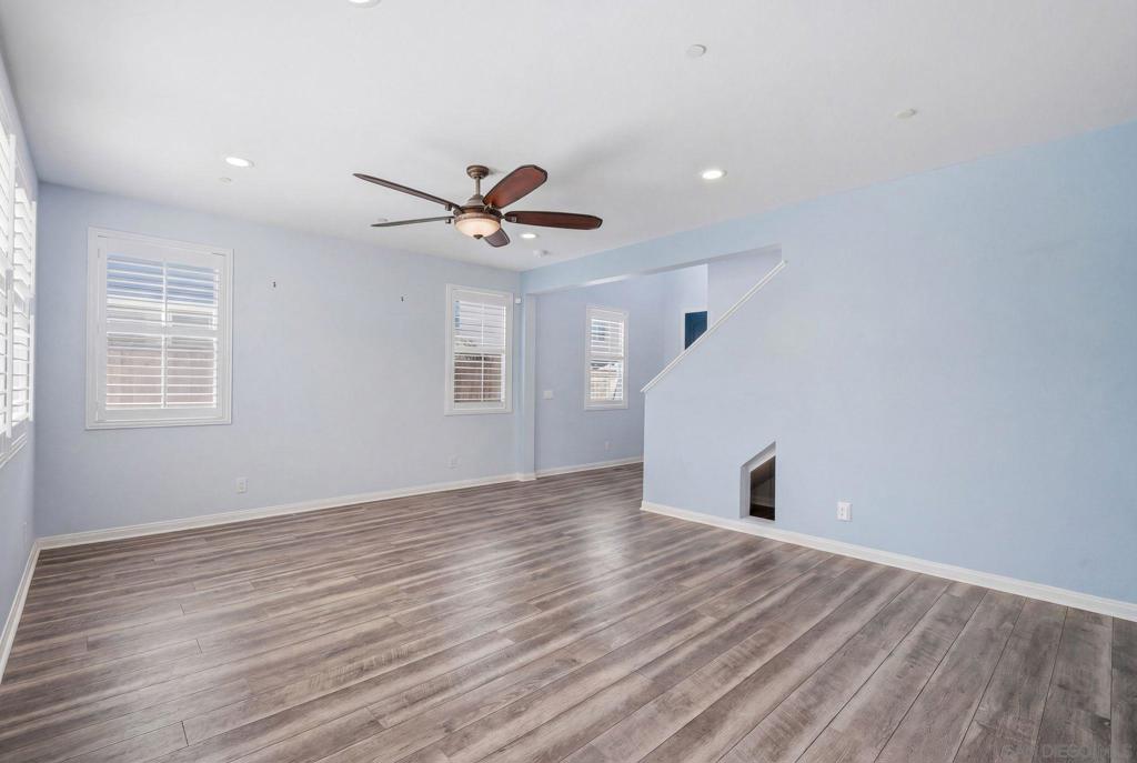 1027 Swaying Palms Way WAY W, San Diego CA 92154