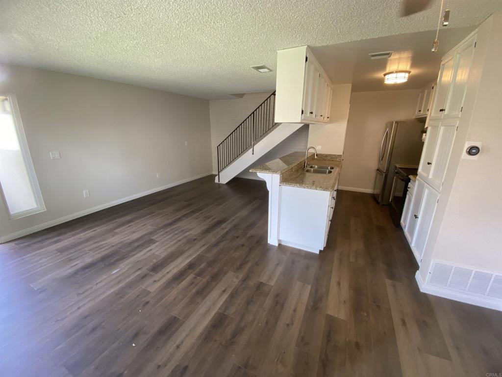 9847 Mission Vega Rd 3