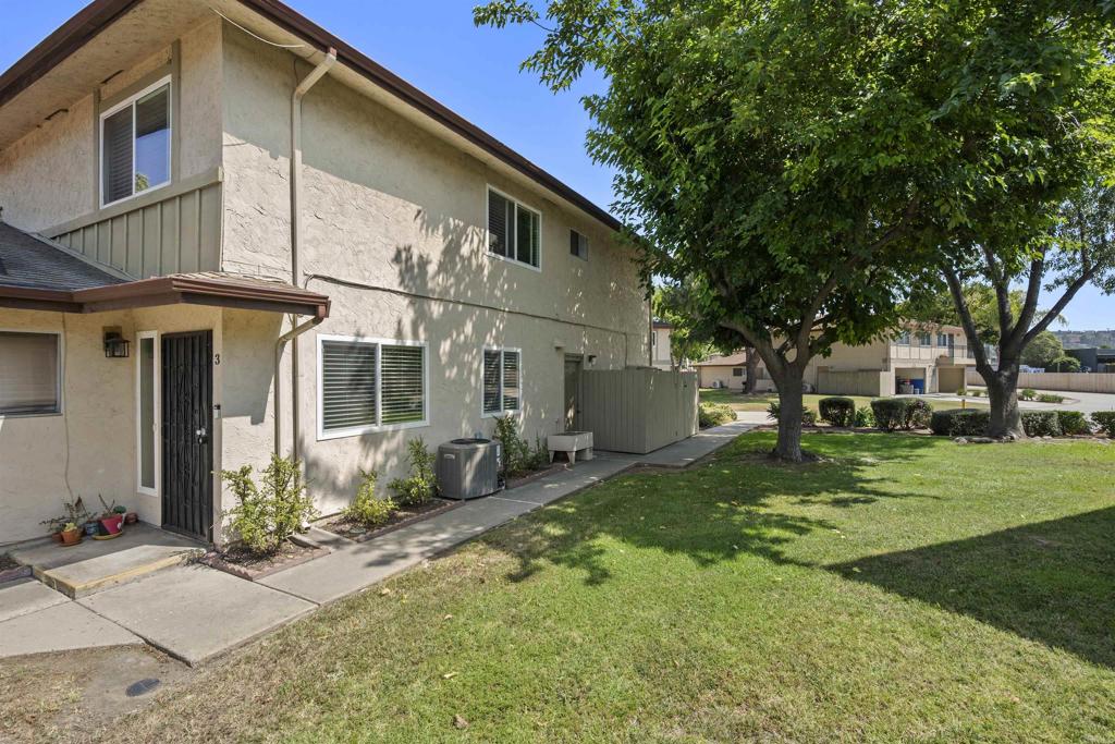 9847 Mission Vega Rd 3
