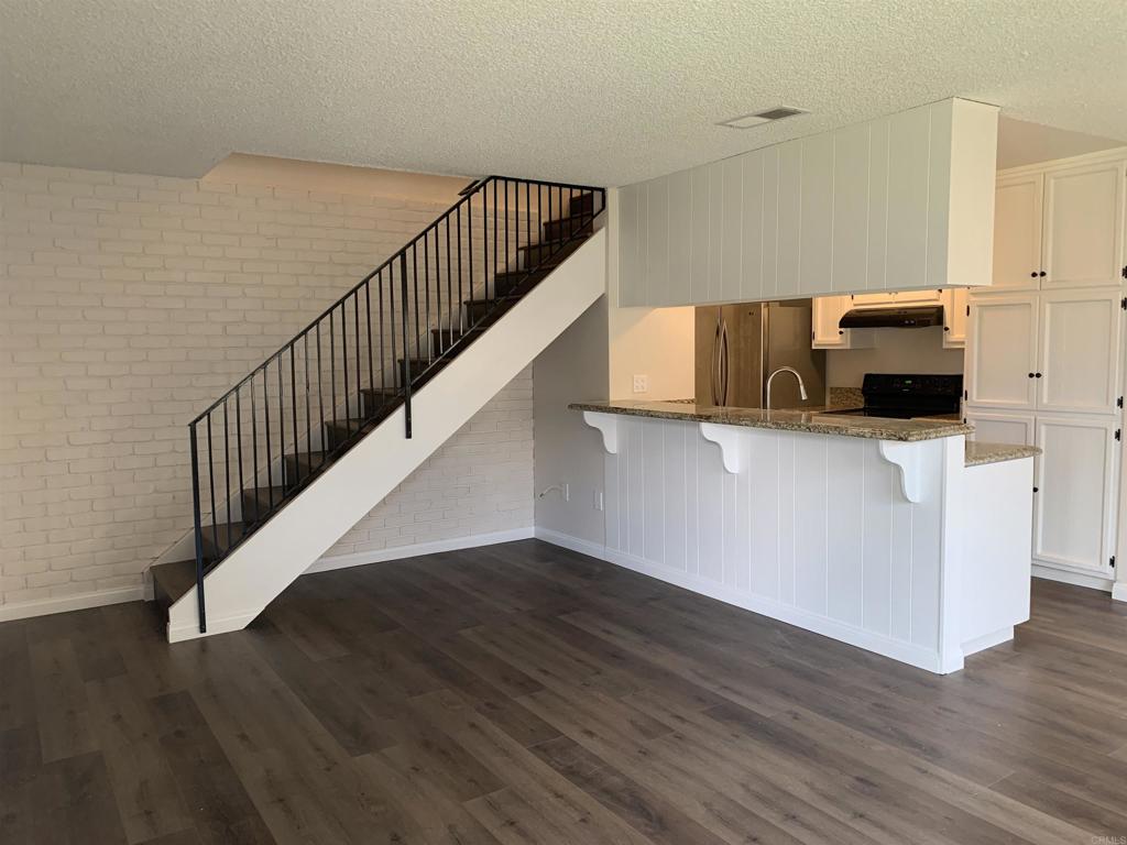 9847 Mission Vega Rd 3