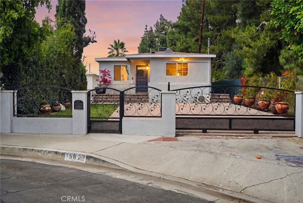 15627 Vintage ST, North Hills CA 91343