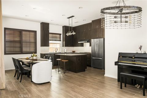 Photo of 119 Strawberry Grv, Irvine, CA 92620 (MLS # OC25262419)