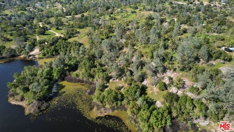 Photo of 41924 Patrick Ave Ave #TPN4337/4, Coarsegold, CA 93614 (MLS # 26667881)