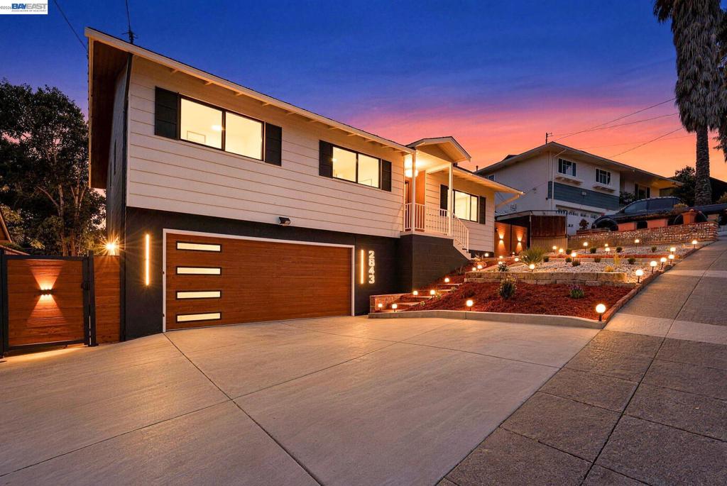 2843 Jennifer Dr