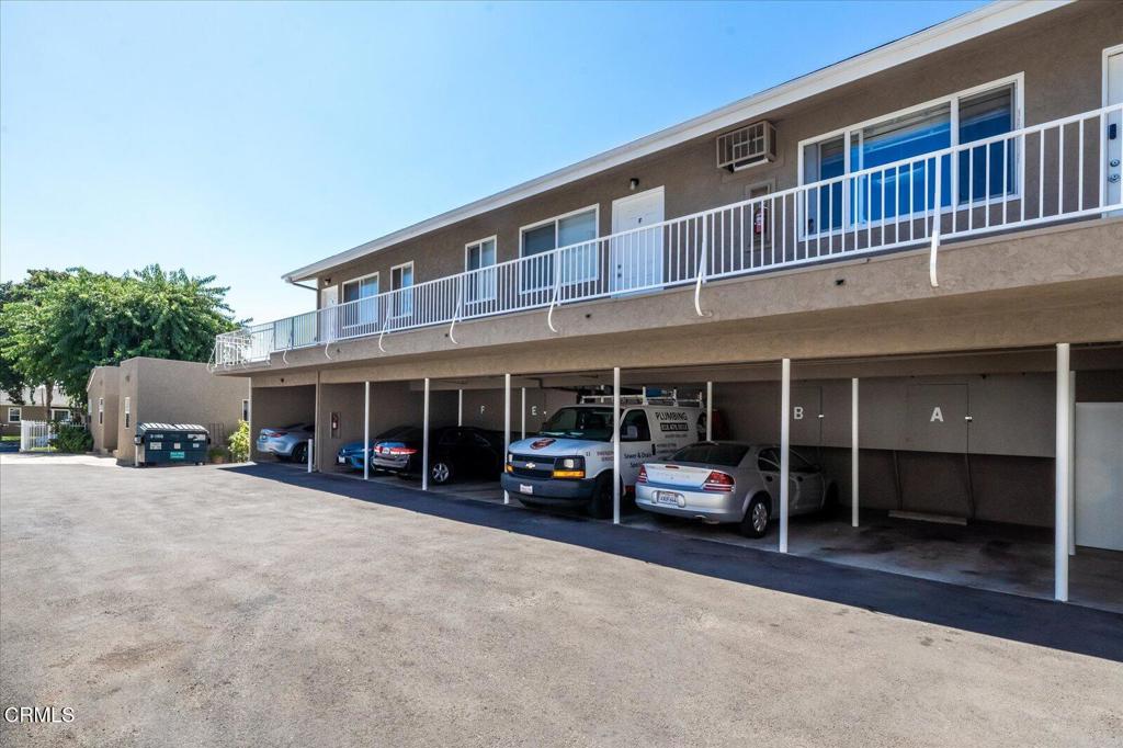 235 W Tujunga Avenue