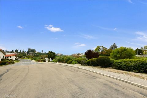 Photo of 6542 Ocean Crest Drive #D305, Rancho Palos Verdes, CA 90275 (MLS # PV26034951)