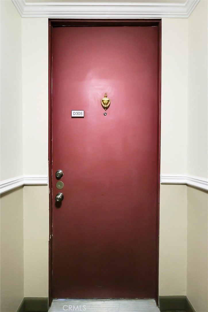 6542 Ocean Crest Drive D305