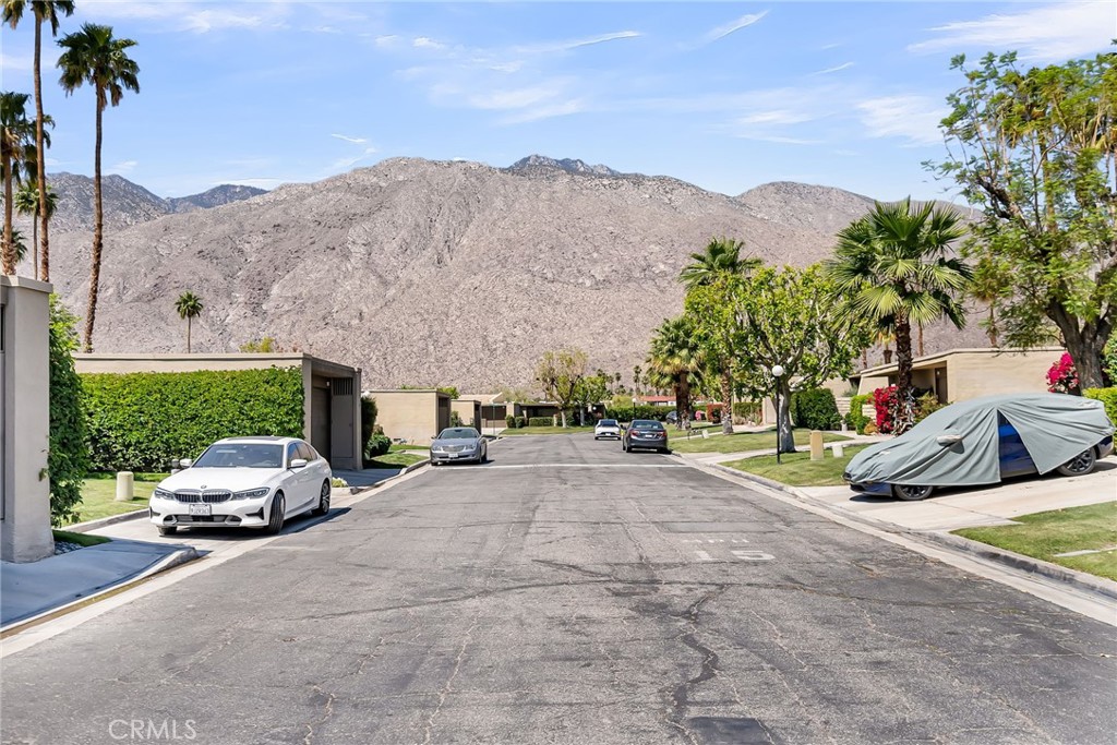 Rose Garden (33247) - Residential