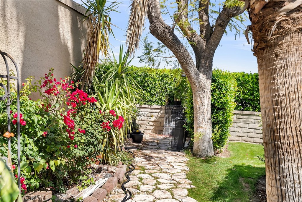 Rose Garden (33247) - Residential