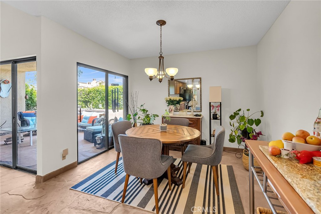 Rose Garden (33247) - Residential