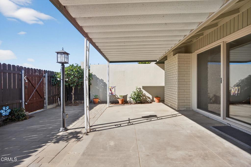 Las Posas Gardens - 2666 - Residential
