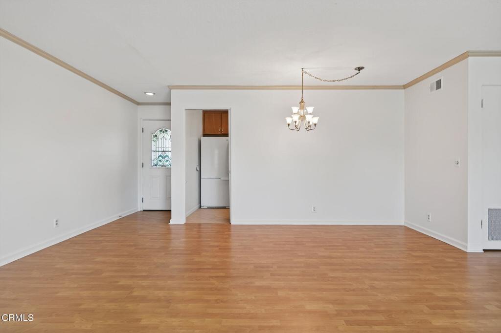 Las Posas Gardens - 2666 - Residential