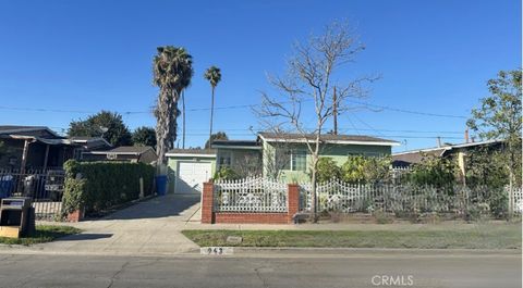 Photo of 943 E 104th St, Los Angeles, CA 90002 (MLS # RS26053072)