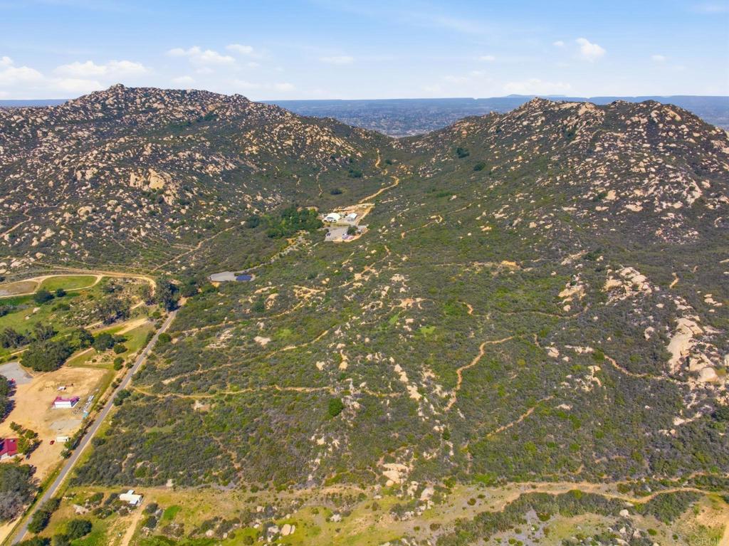 Rainbow Heights Road