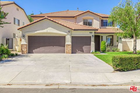 Photo of 25755 Hood Way, Stevenson Ranch, CA 91381 (MLS # 26635243)