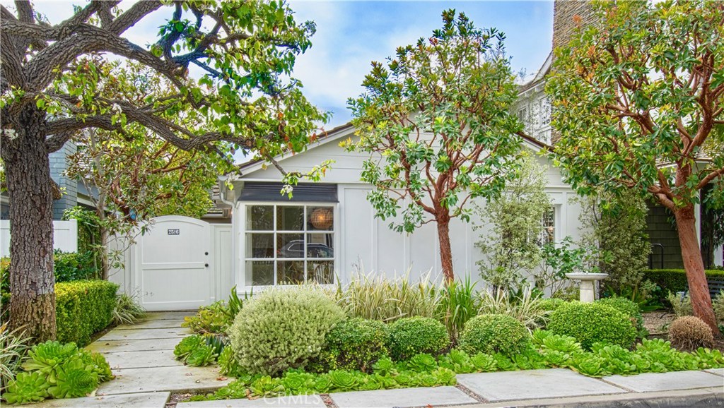 Bayshores (BSHR) - Residential Lease