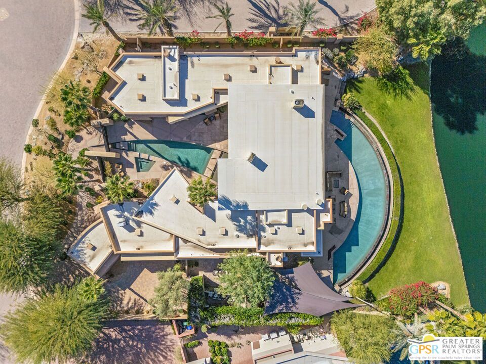 72 Royal Saint Georges Way