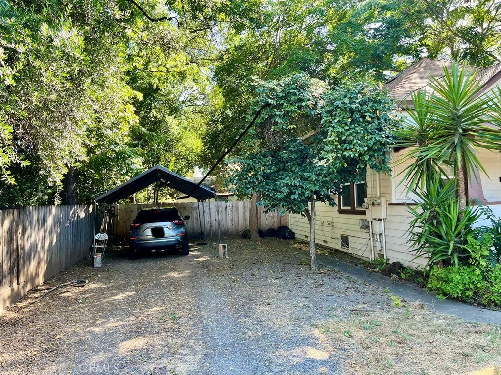 1326 Mulberry